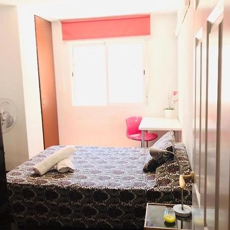 Ferienwohnung Apartamento En El Centro De Málaga Exterior foto