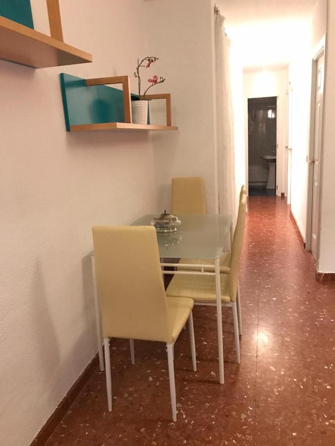 Ferienwohnung Apartamento En El Centro De Málaga Exterior foto